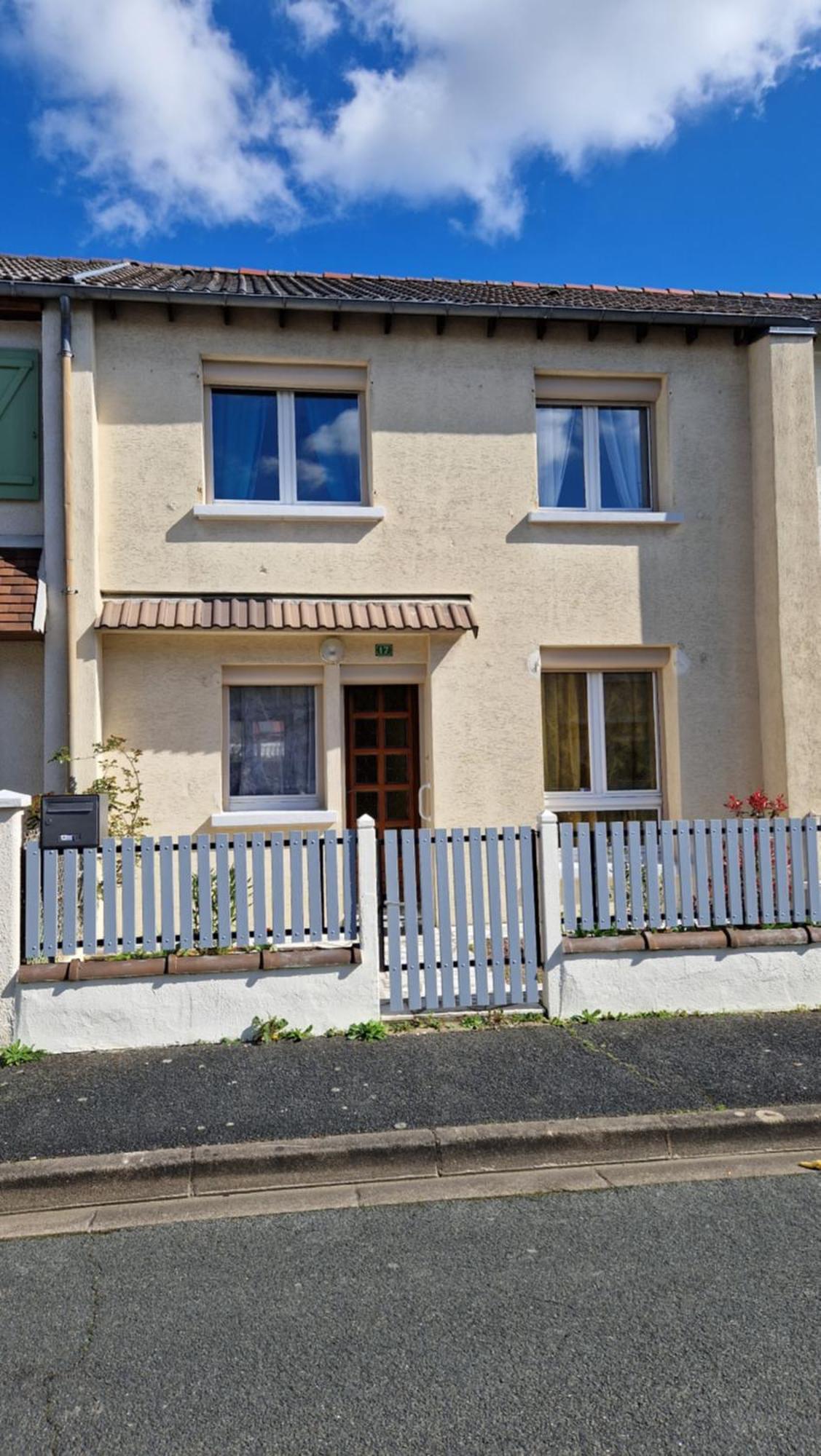 Maison 3 Chambres 6 Personnes Et Garage Chateauroux Ngoại thất bức ảnh